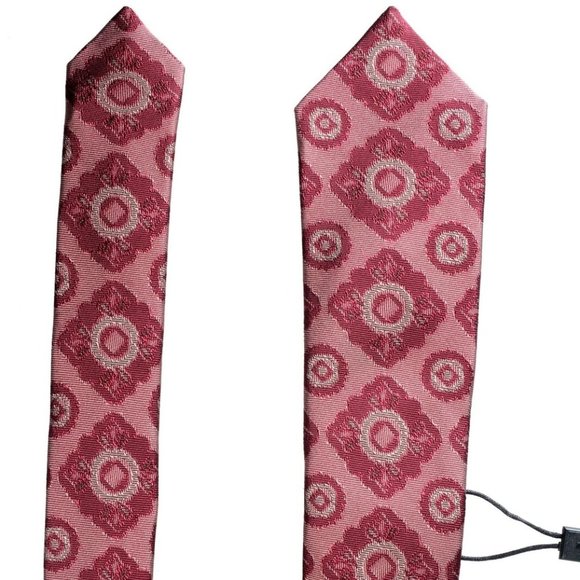 Burberry 100% Silk Multi-Color Patterned Men's Tie - Picture 2 of 5